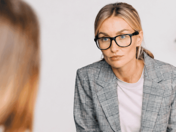 Een preventief consult tussen een medewerker van Waarborg en een medewerker van een klant